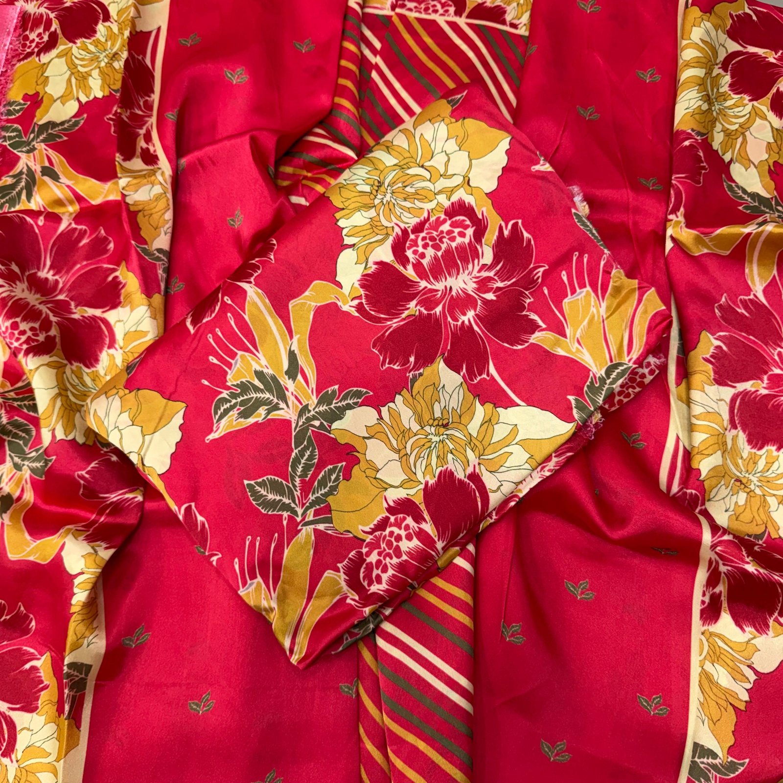SATAN GEORGETTE PRINT SUIT DUPATTA