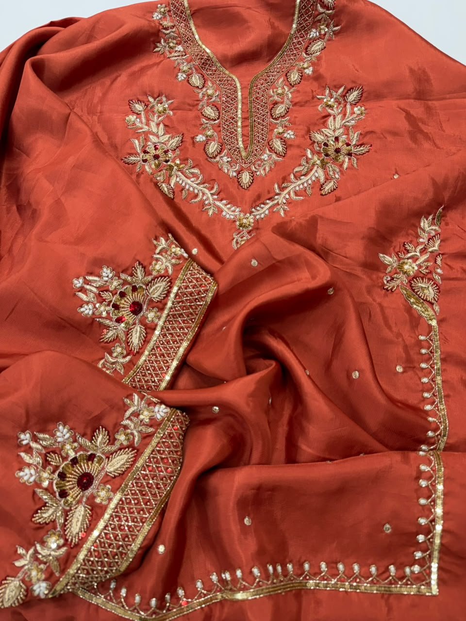 PARTY WEAR HAND WORK SUIT (SD364-