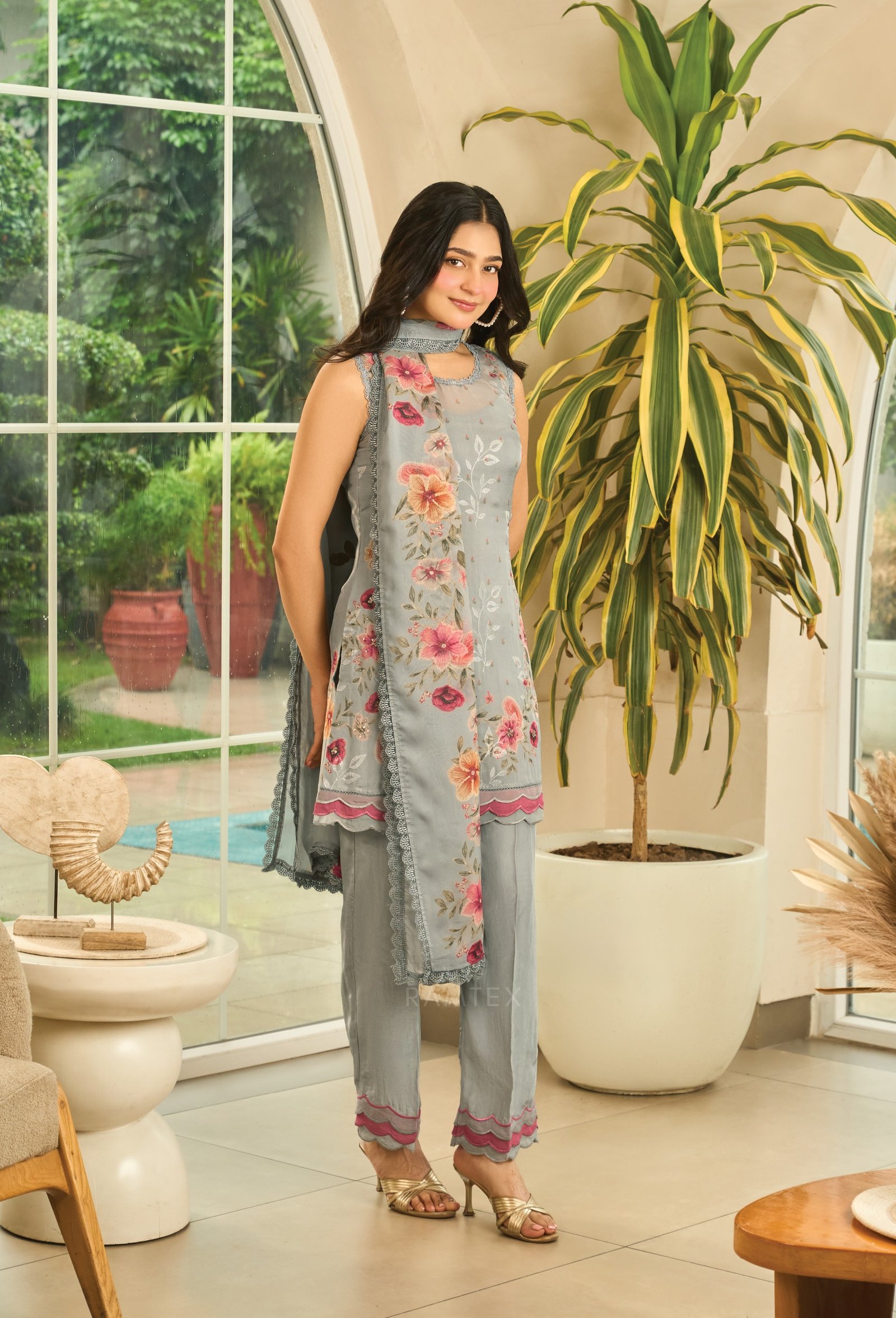 PRINTED SEQUINS ORGANZA WITH DELICATE EMBROIDERY 