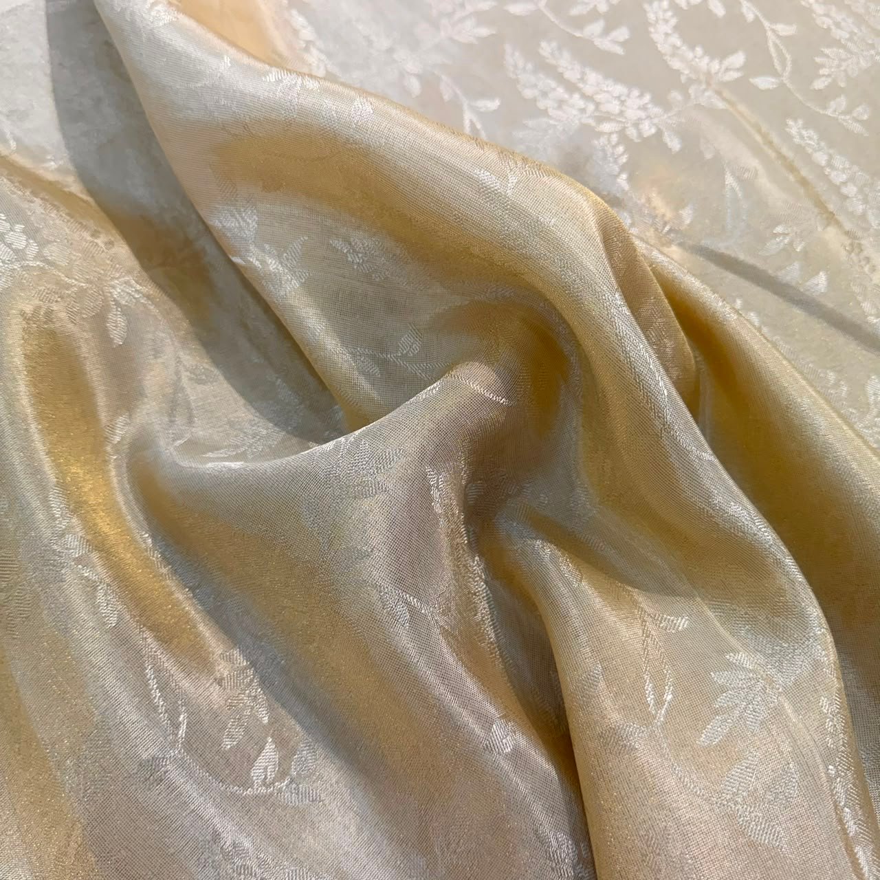 ELEGENT GOLDEN JACQURAD TISSUE SILK (DYEABLE FABRIC)