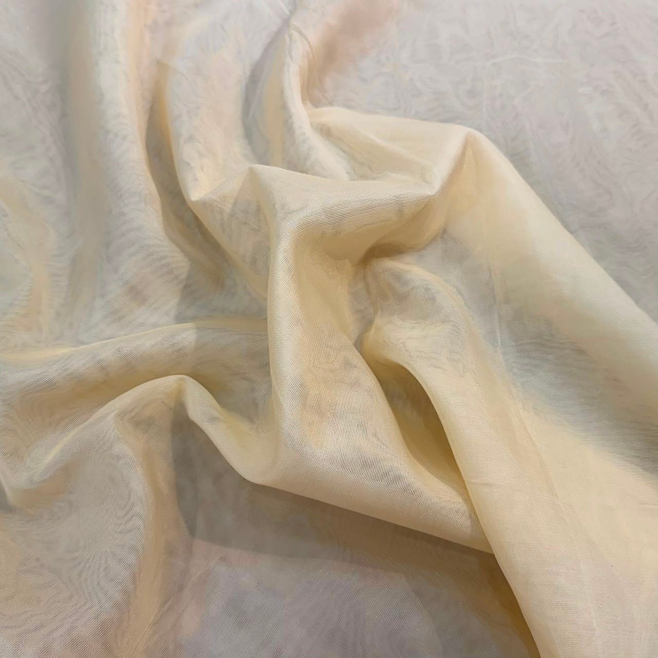 ELEGENT OFF-WHITE TEXTURED TISSUE ORGANZA FABRIC (DYEABLE FABRIC)