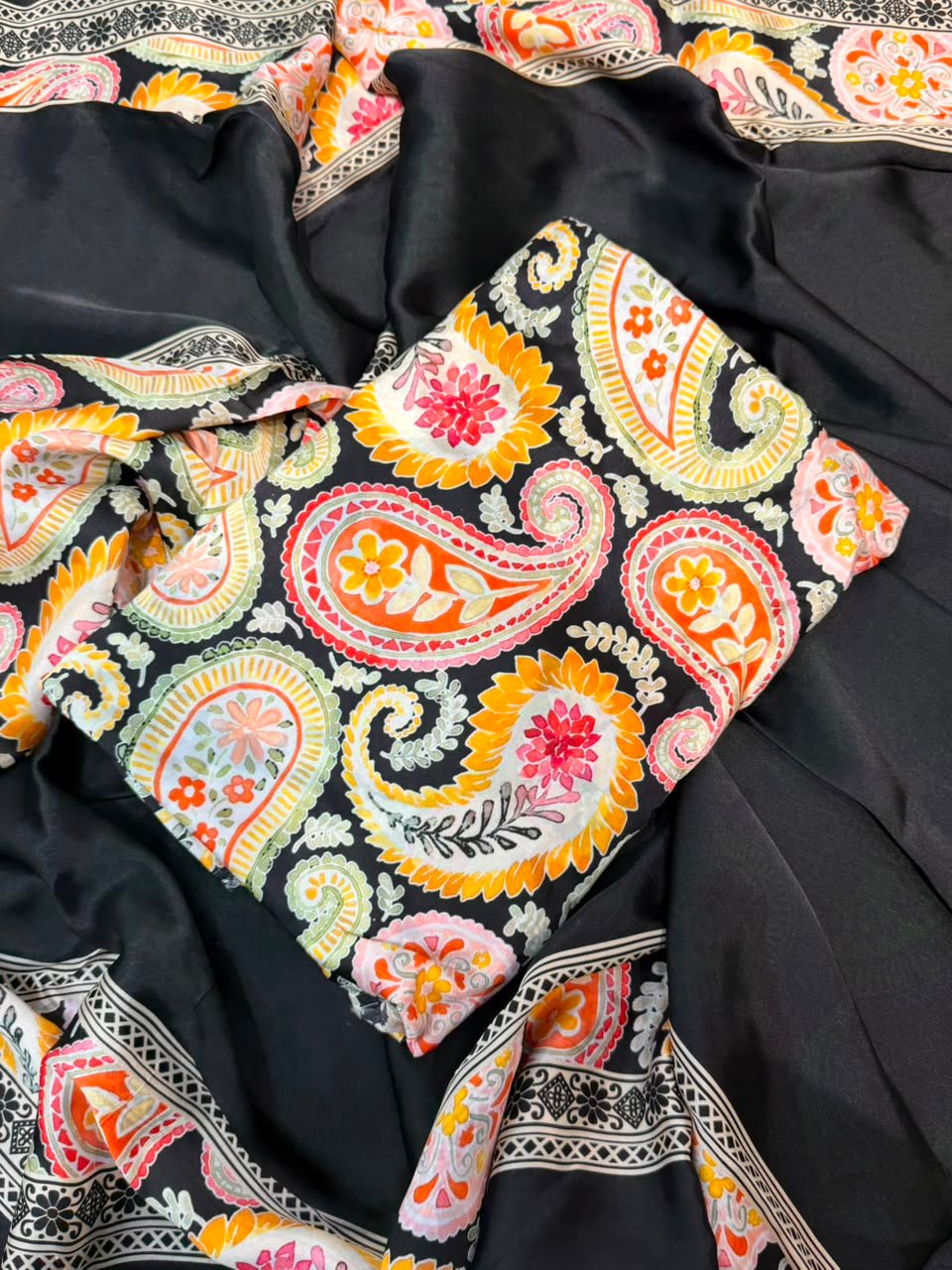 SATAN GEORGETTE PRINT SUIT DUPATTA